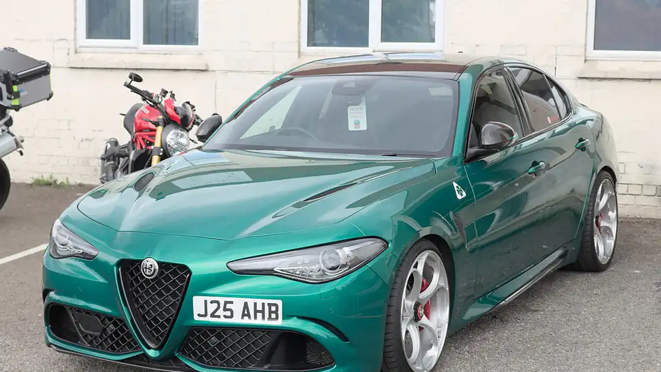 Alfa Romeo Giulia (J25 AHB)