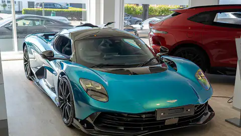 2026 Aston Martin Valhalla