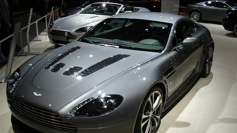 Aston Martin V12 Vantage AutoRAI 2009