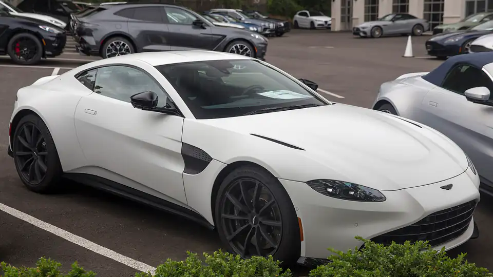 2022 Aston Martin Vantage Coupé