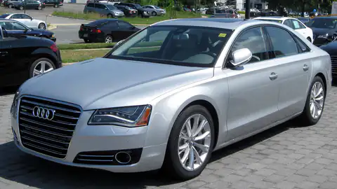2011 Audi A8 -- 07-07-2011 1 (D4)