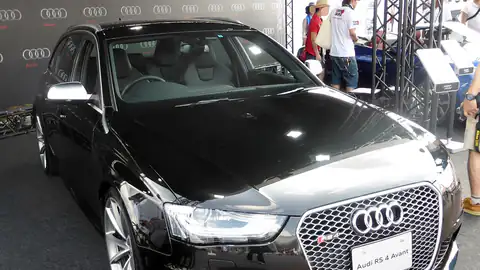 Audi RS4 (B8)