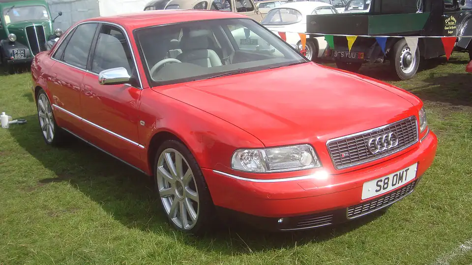 2002 Audi S8