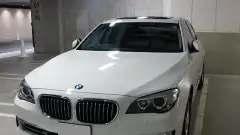 BMW 740i (F01)