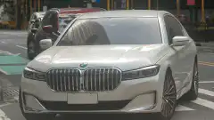 2022 BMW 730i (G11)