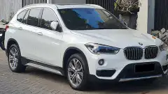 2020 BMW X1 sDrive18i (front) (F48)