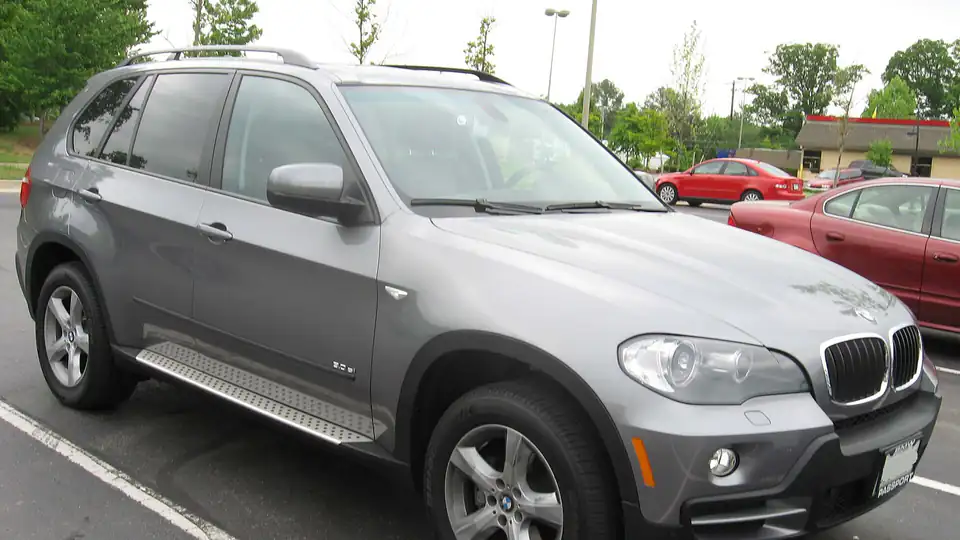 2007-BMW-X5 (E70)