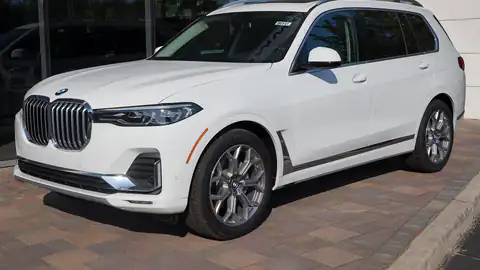2019 BMW X7 xDrive40i (G07)