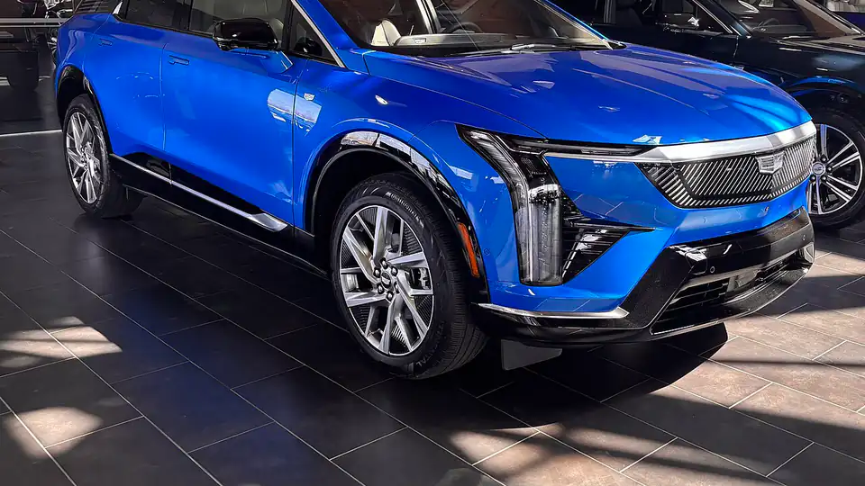 2026 Cadillac Optiq 700E4