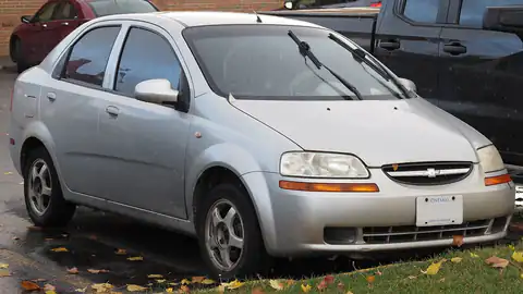 2005 Chevrolet Aveo LT Sedan (T200)