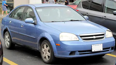 2004 Chevrolet Optra LS
