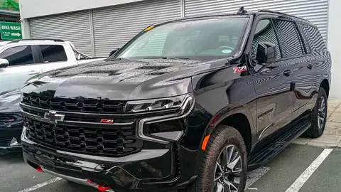 2024 Chevrolet Suburban 5.3 Z71 V8 (T1YC)