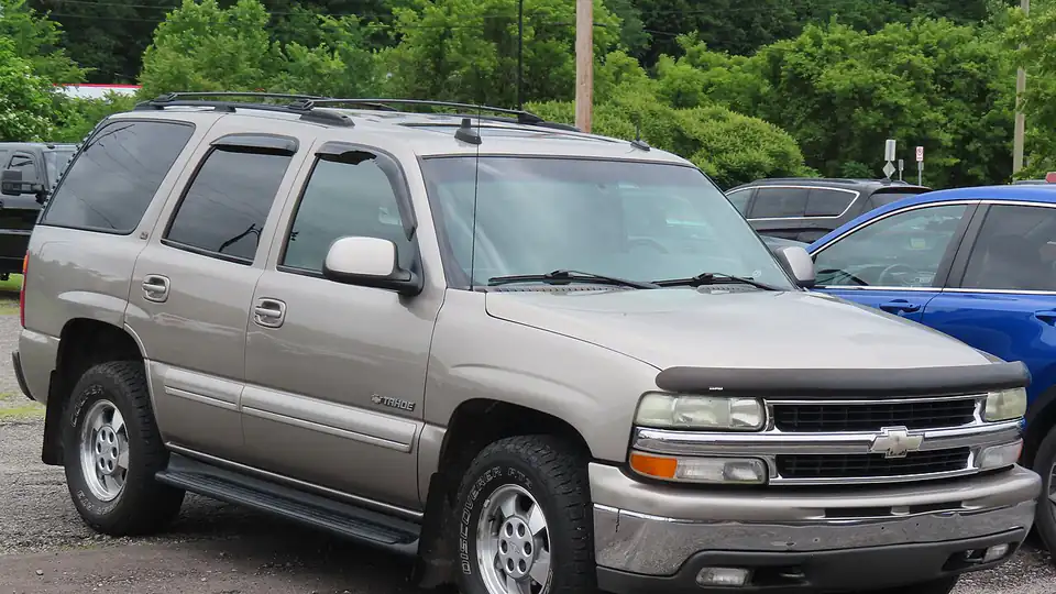 2003 Chevrolet Tahoe LT (GMT800)