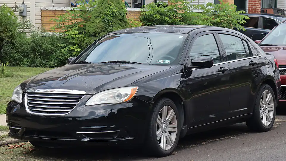 2013 Chrysler 200 LX