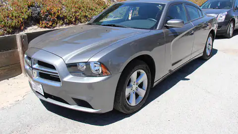 2013 Dodge Charger SXT Sedan (LD)