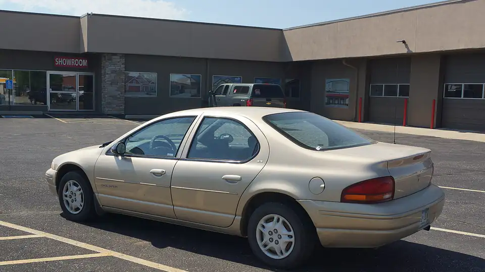 2000 Dodge Stratus LE