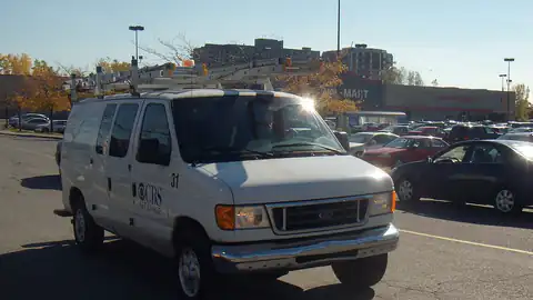 '06-'07 Ford E-250 Wagon CBS Outdoor