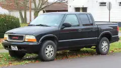 2002 GMC Sonoma SLS 4WD Crew Cab
