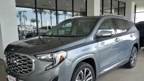 GMC Terrain (D2UX)