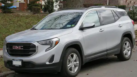 2017 GMC Terrain SLE (D2UX)