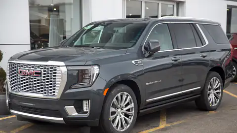 2021 GMC Yukon Denali (T1UG)