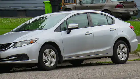 2015 Honda Civic LX Sedan (9th gen)