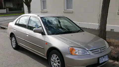 2000 Honda Civic GLi sedan