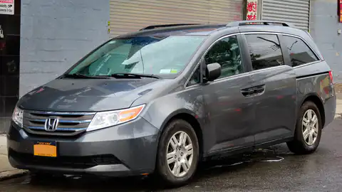 2013 Honda Odyssey LX 3.5L (RL5)