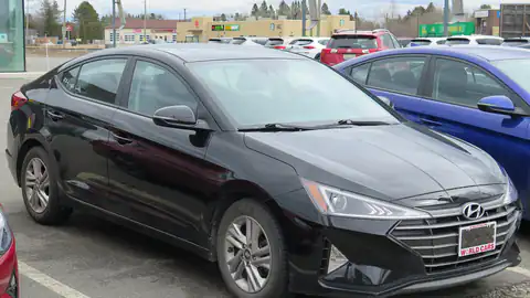 2020 Hyundai Elantra Preferred (AD)