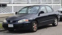 1999 Hyundai Elantra GL (J2)
