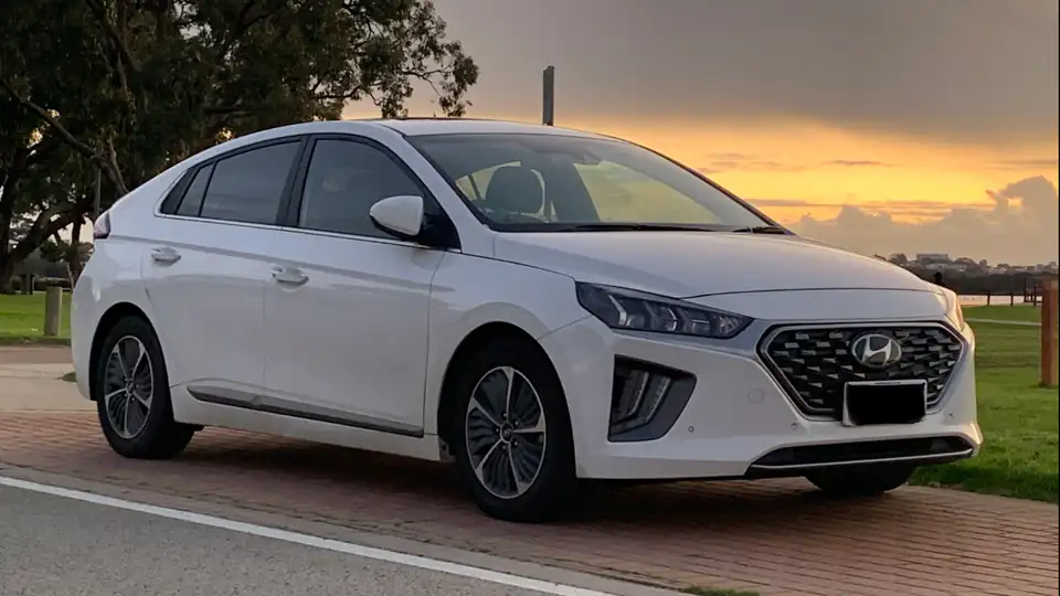 MY2021 Hyundai Ioniq Plug-in