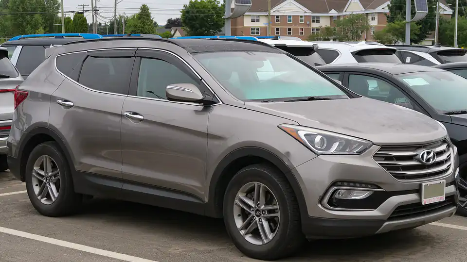 2017 Hyundai Santa Fe Sport 2.4L SE (DM)