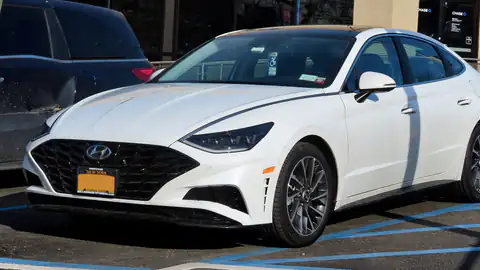 2020 Hyundai Sonata Limited 1.6T (DN8)