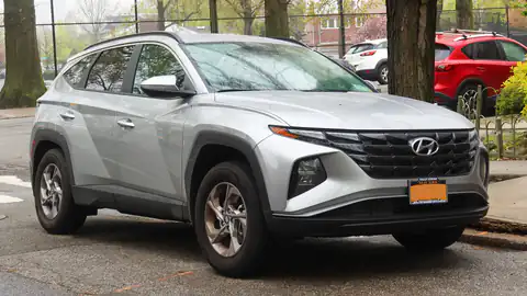2022 Hyundai Tucson SEL (NX4)