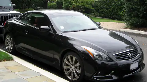 2011 Infiniti G37 convertible