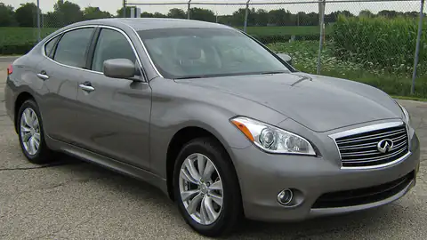 2011 Infiniti M37 -- NHTSA 1