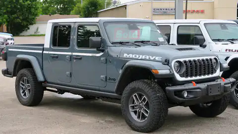 2026 Jeep Gladiator Mojave X Whitecap (JT)