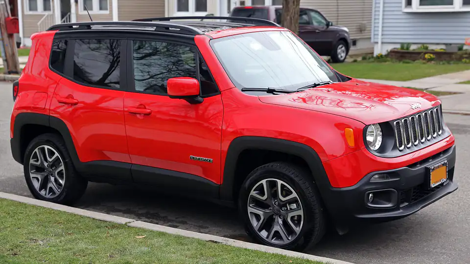 2015 Jeep Renegade Latitude (Colorado Red)