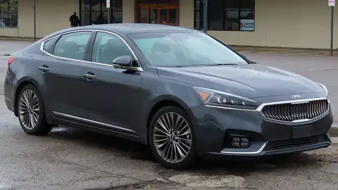 2019 Kia Cadenza Limited (YG)