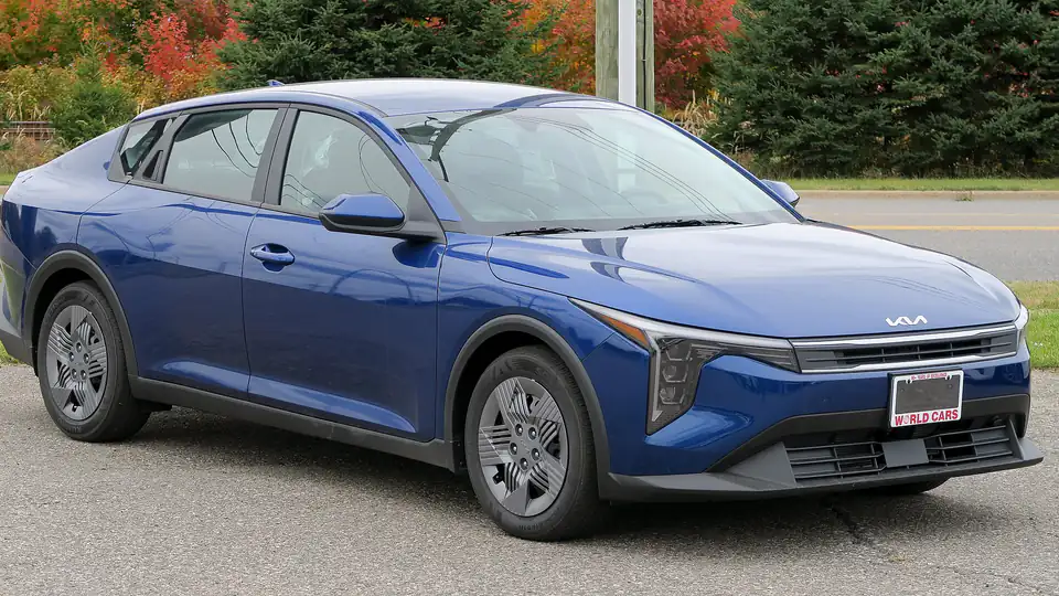 2025 Kia K4 LX