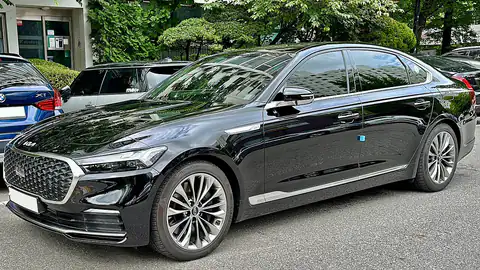 0 Kia K9 (RJ) 1