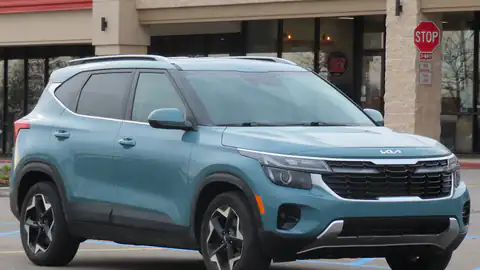 2024 Kia Seltos EX (SP2)