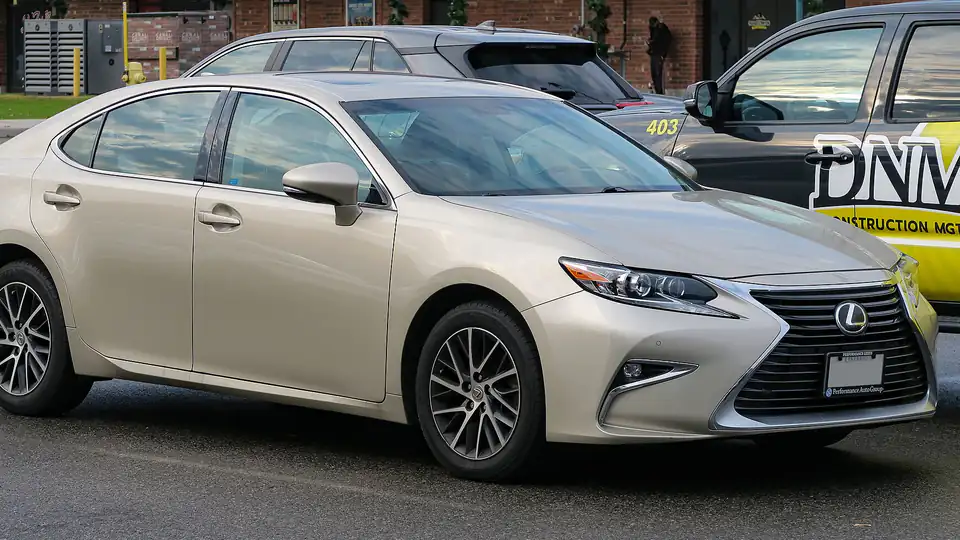 2016 Lexus ES 350 (XV60)