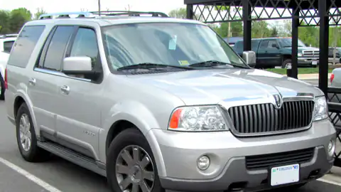 2003-2004 Lincoln Navigator