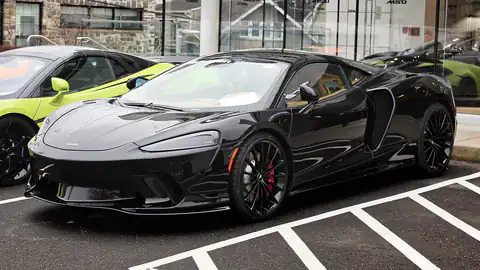 2020 McLaren GT