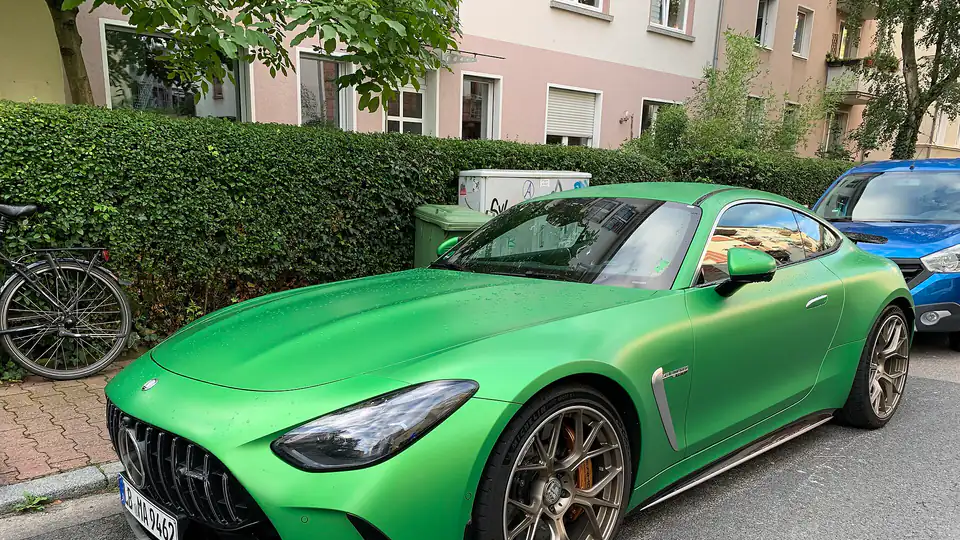 2024 Mercedes-Benz AMG GT