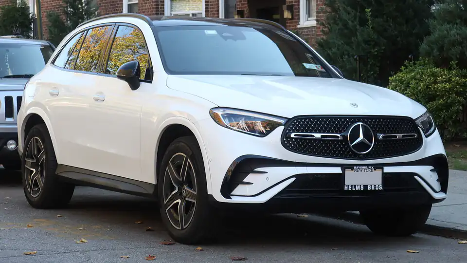 2023 Mercedes-Benz GLC (X254)
