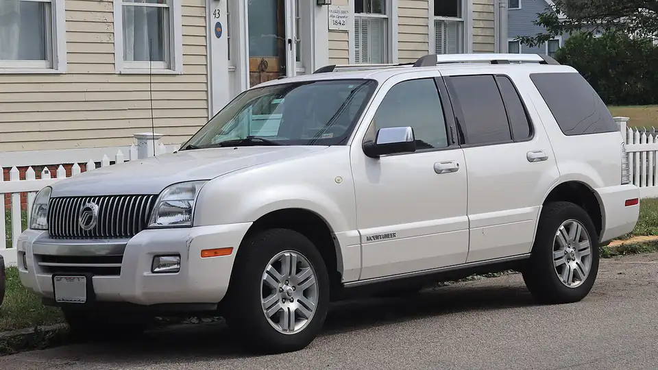 2010 Mercury Mountaineer Premier (U251)