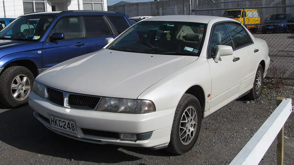 2005 Mitsubishi Diamante (JDM)