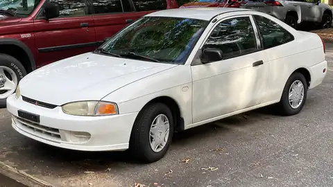 1998 Mitusbishi Mirage DE Coupe